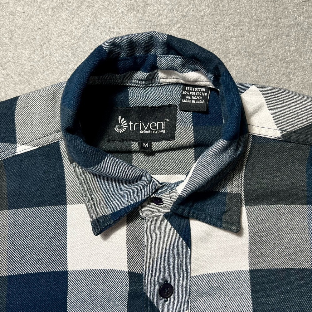 Triveni Denim Men’s Medium Blue White Plaid Button Down Shirt Cotton Blend - Picture 2 of 4
